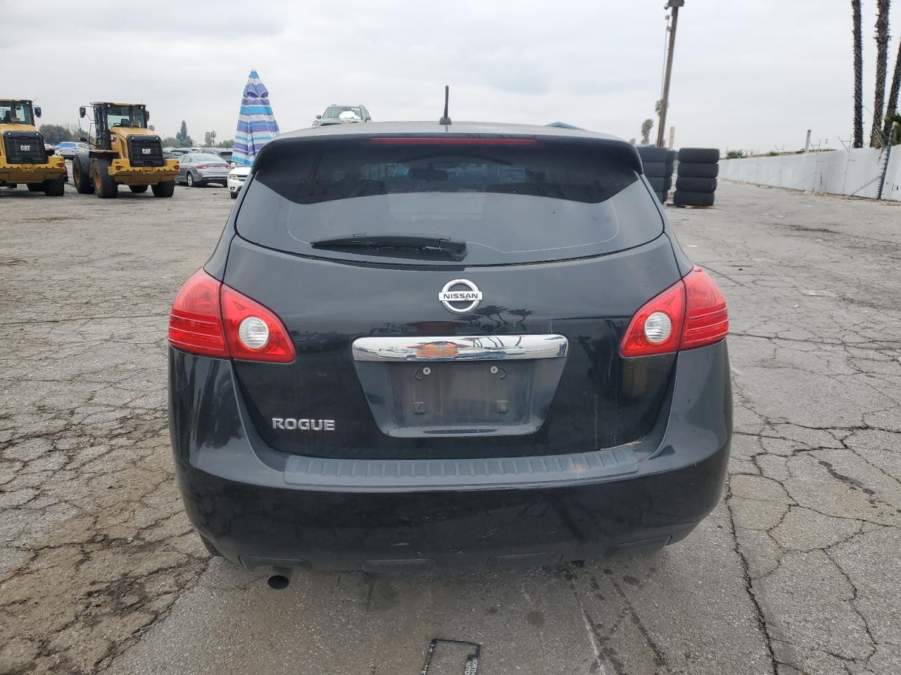 2011 Nissan Rogue - Image 6