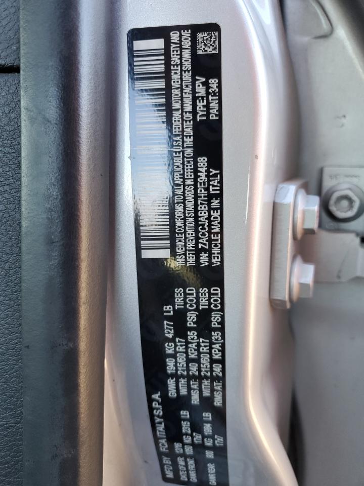 2017 Jeep Renegade - Image 13