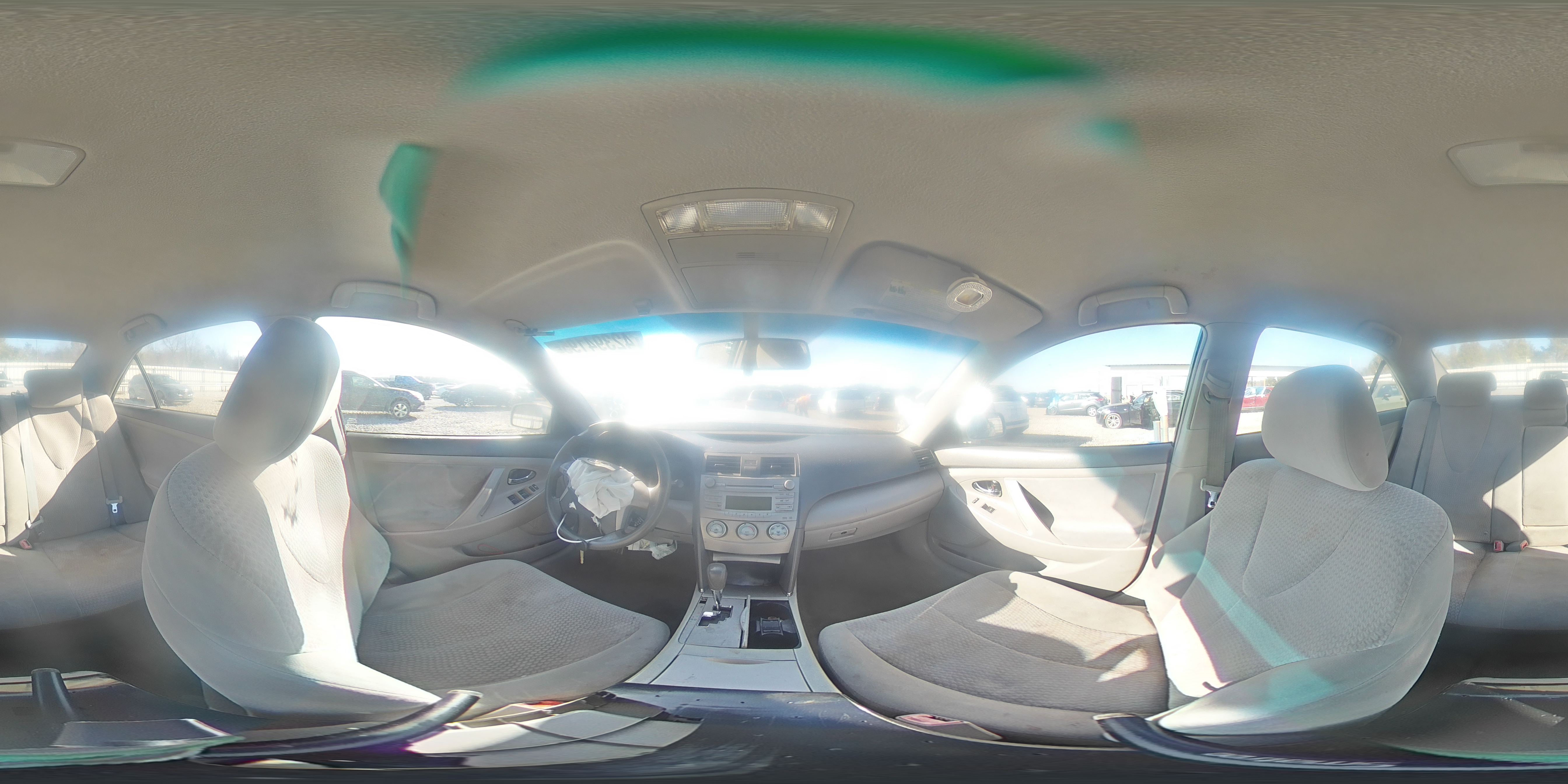 2011 Toyota Camry - Image 13