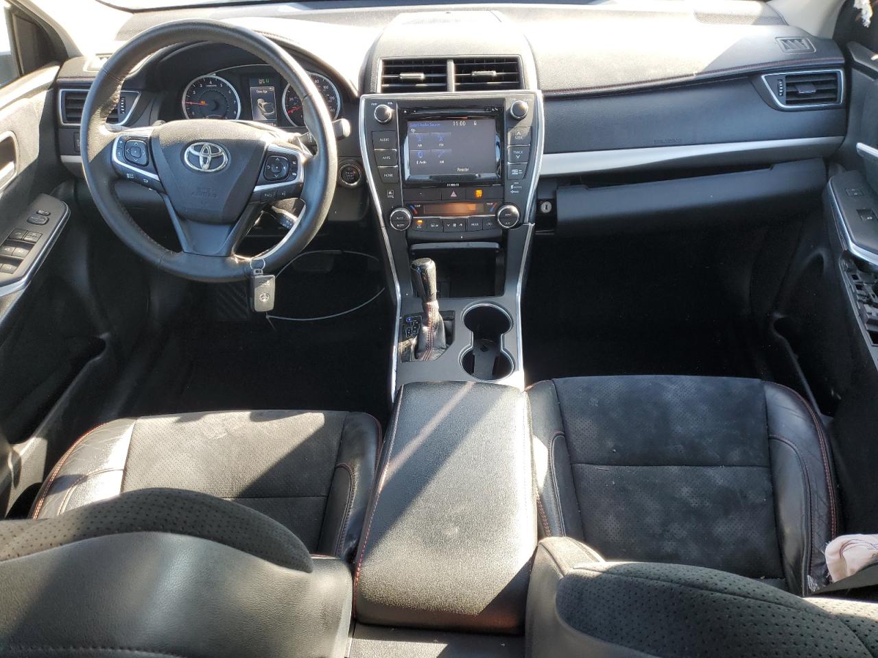 2017 Toyota Camry - Image 8