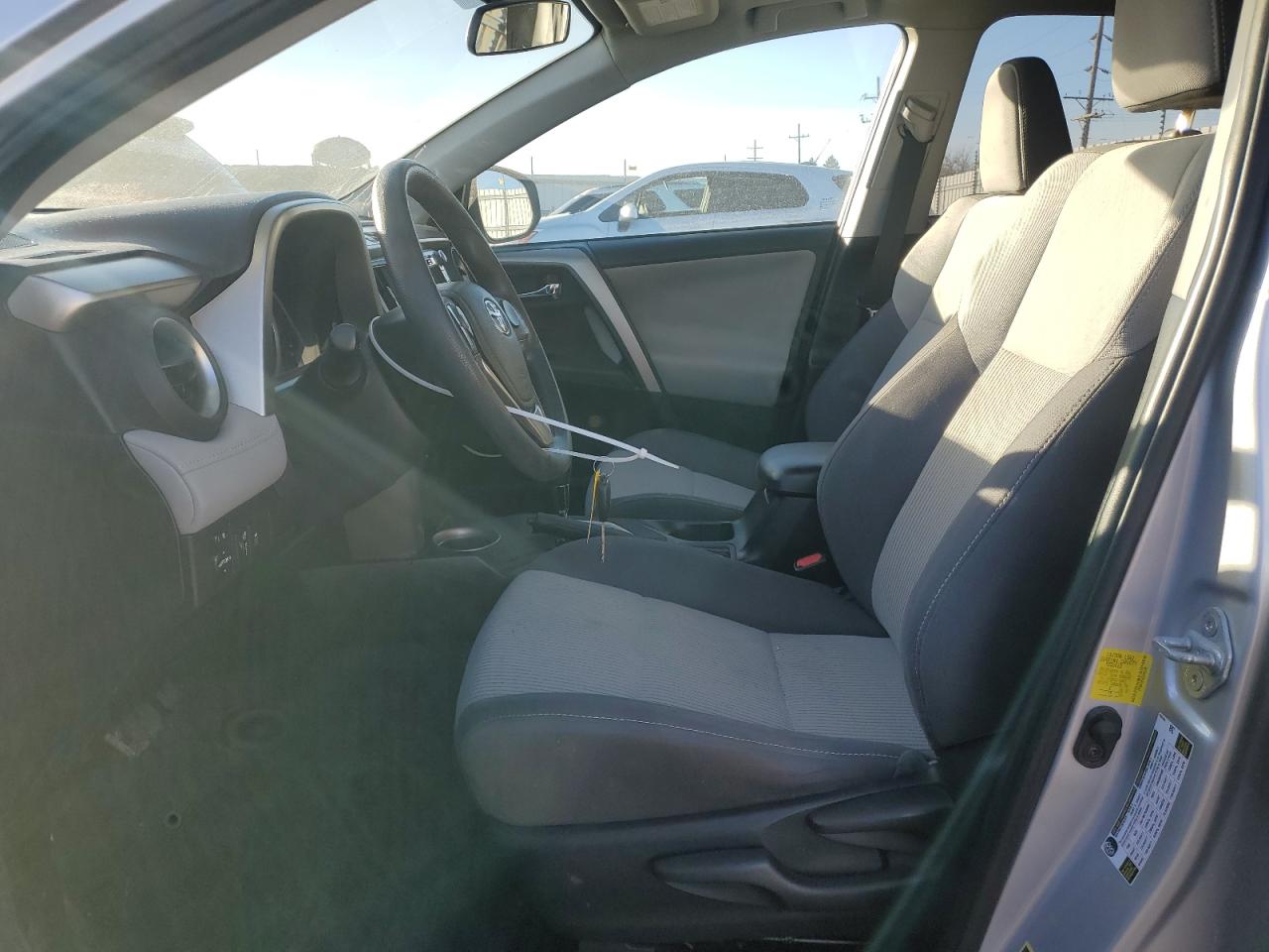 2014 Toyota RAV 4 - Image 7