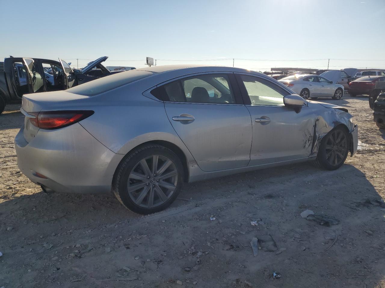 2018 Mazda 6 - Image 3
