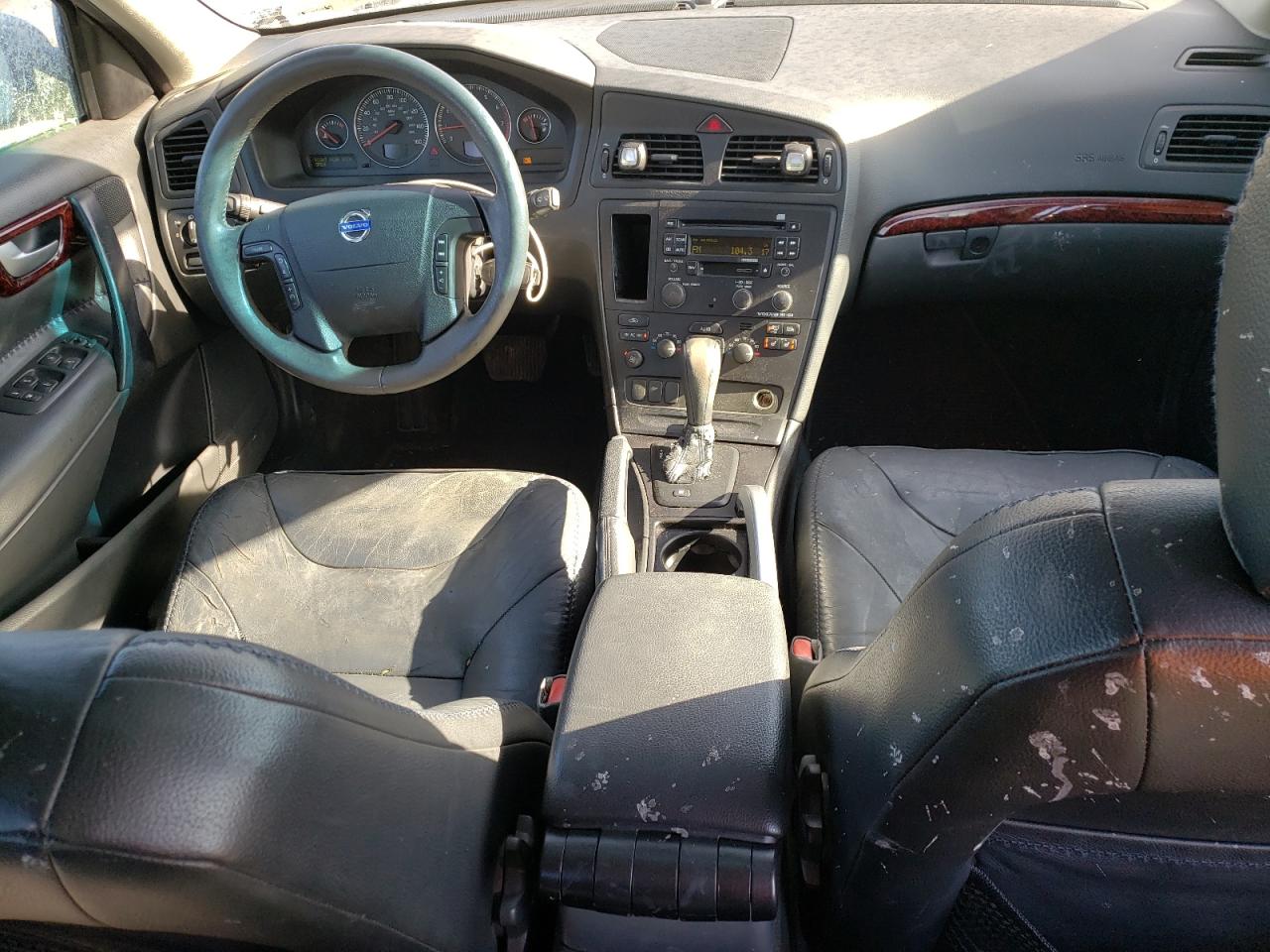 2004 Volvo XC70 - Image 8