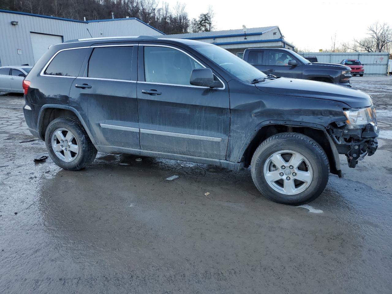 2011 Jeep Grand Cherokee - Image 4