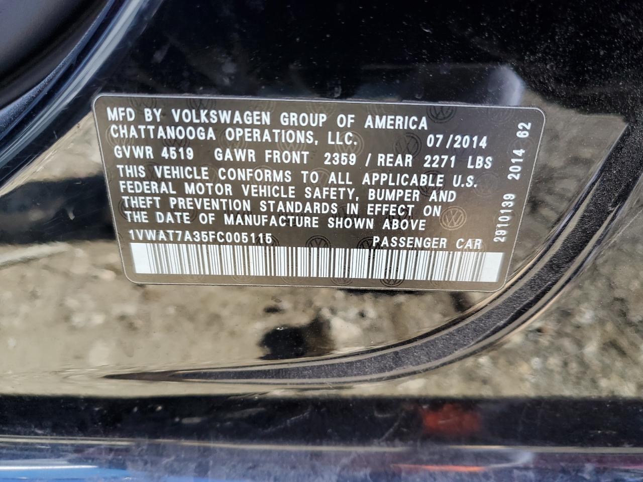 2015 Volkswagen Passat - Image 14