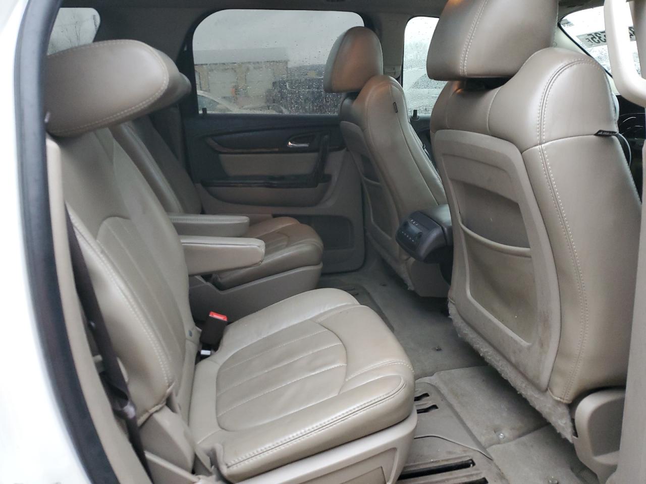 2014 GMC Acadia - Image 11