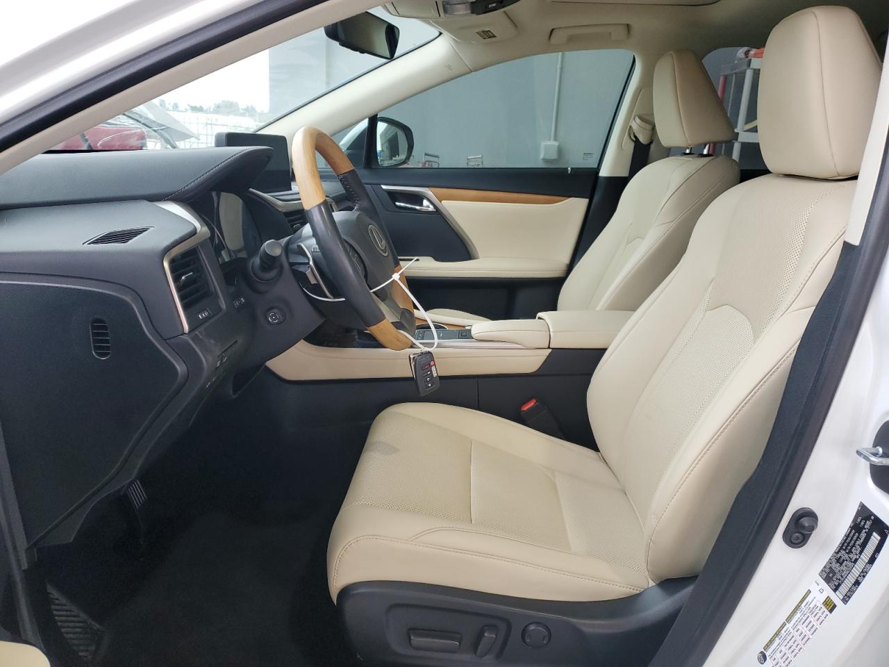 2022 Lexus RX - Image 7