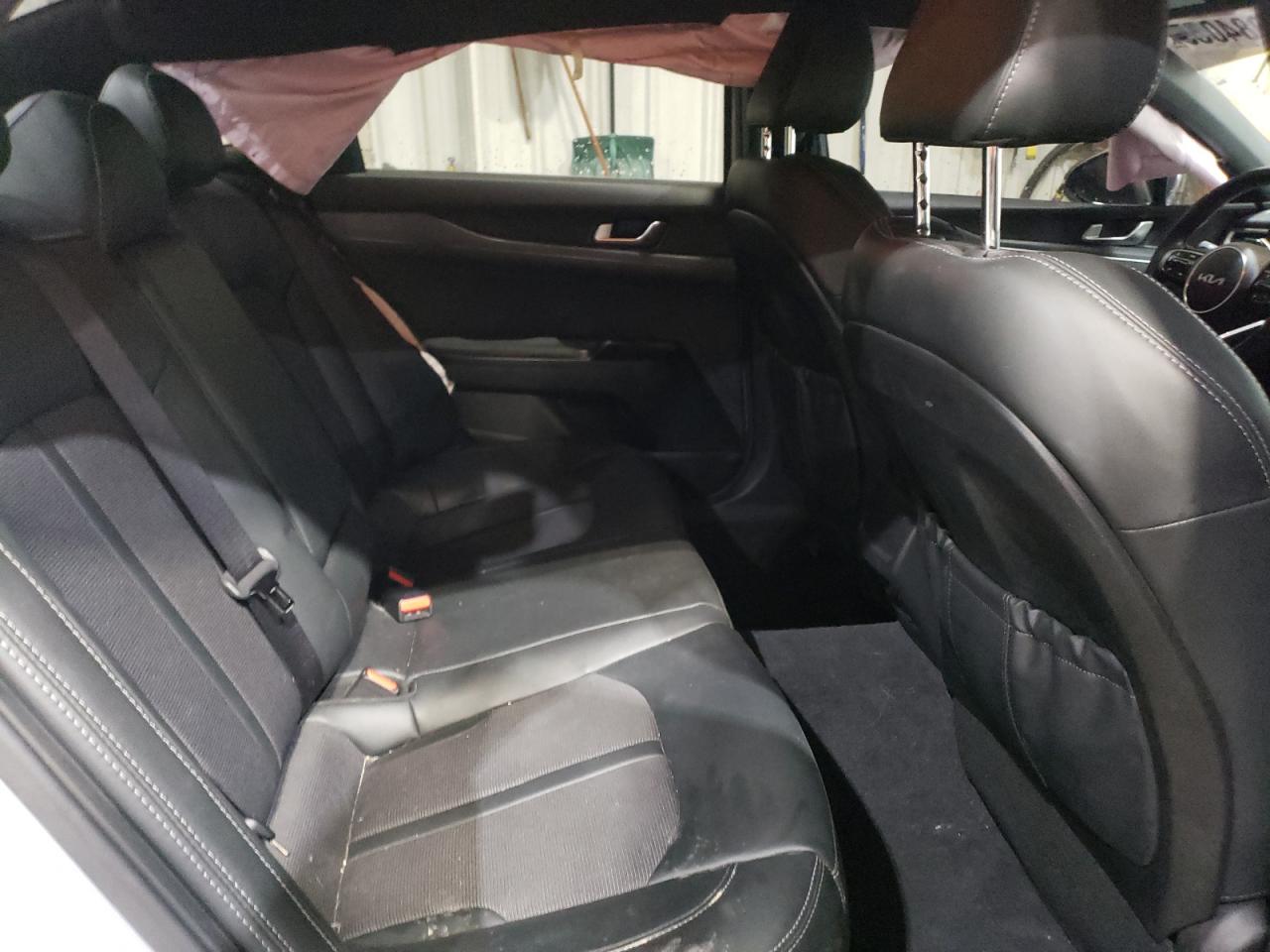 2024 Kia K5 - Image 10