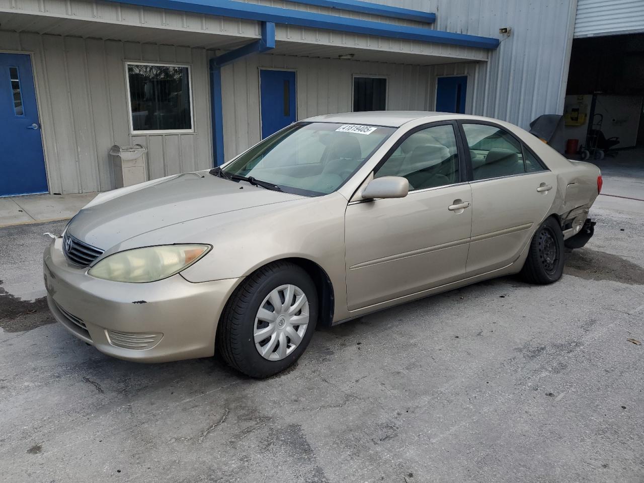 2005 Toyota Camry - Image 1