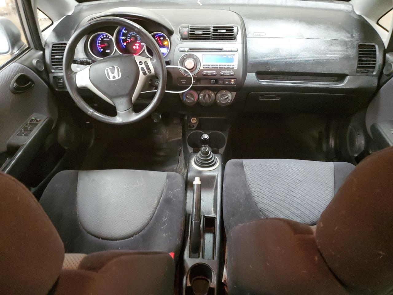 2008 Honda Fit - Image 8