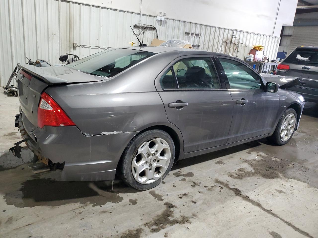 2011 Ford Fusion - Image 3