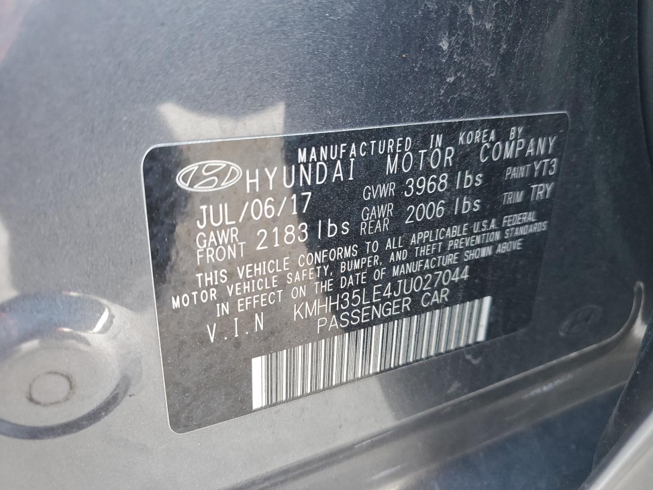 2018 Hyundai Elantra - Image 13