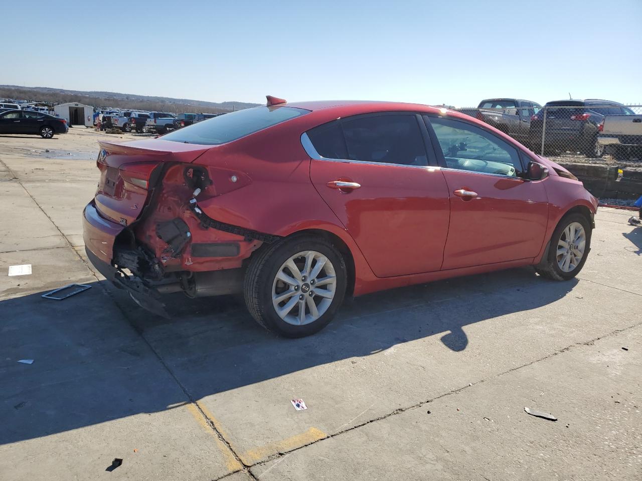 2017 Kia Forte - Image 3