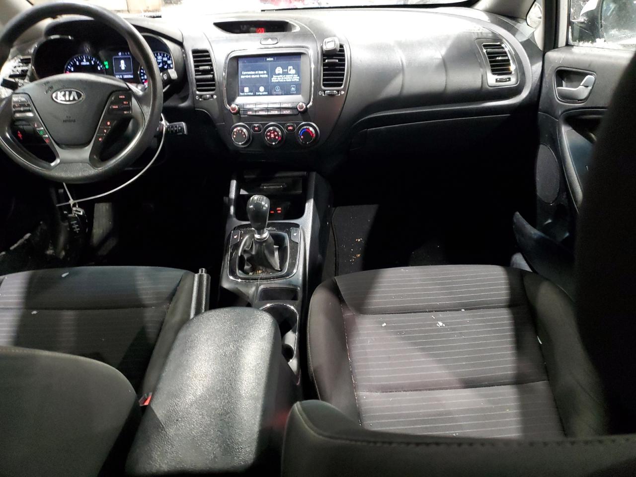 2018 Kia Forte - Image 8