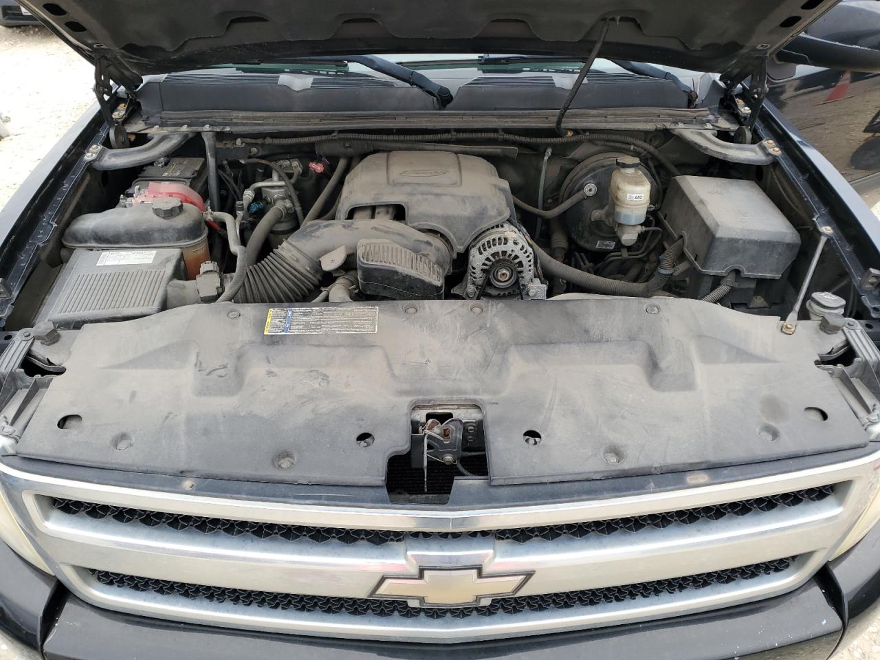 2009 Chevrolet Silverado - Image 11
