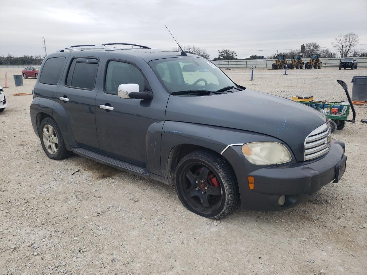 2010 Chevrolet HHR - Image 4