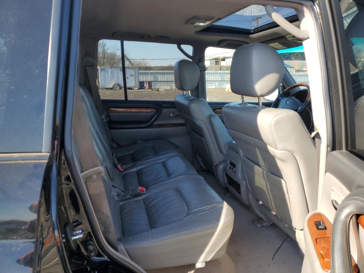 2005 Lexus Lx 470 VIN: JTJHT00W853551973 Lot: 43168105