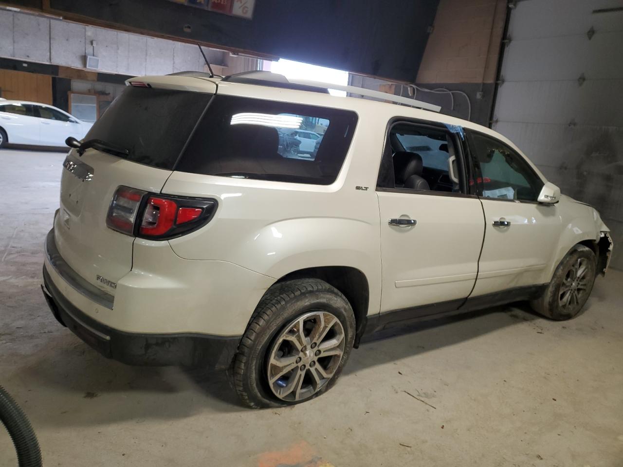 2015 GMC Acadia - Image 3