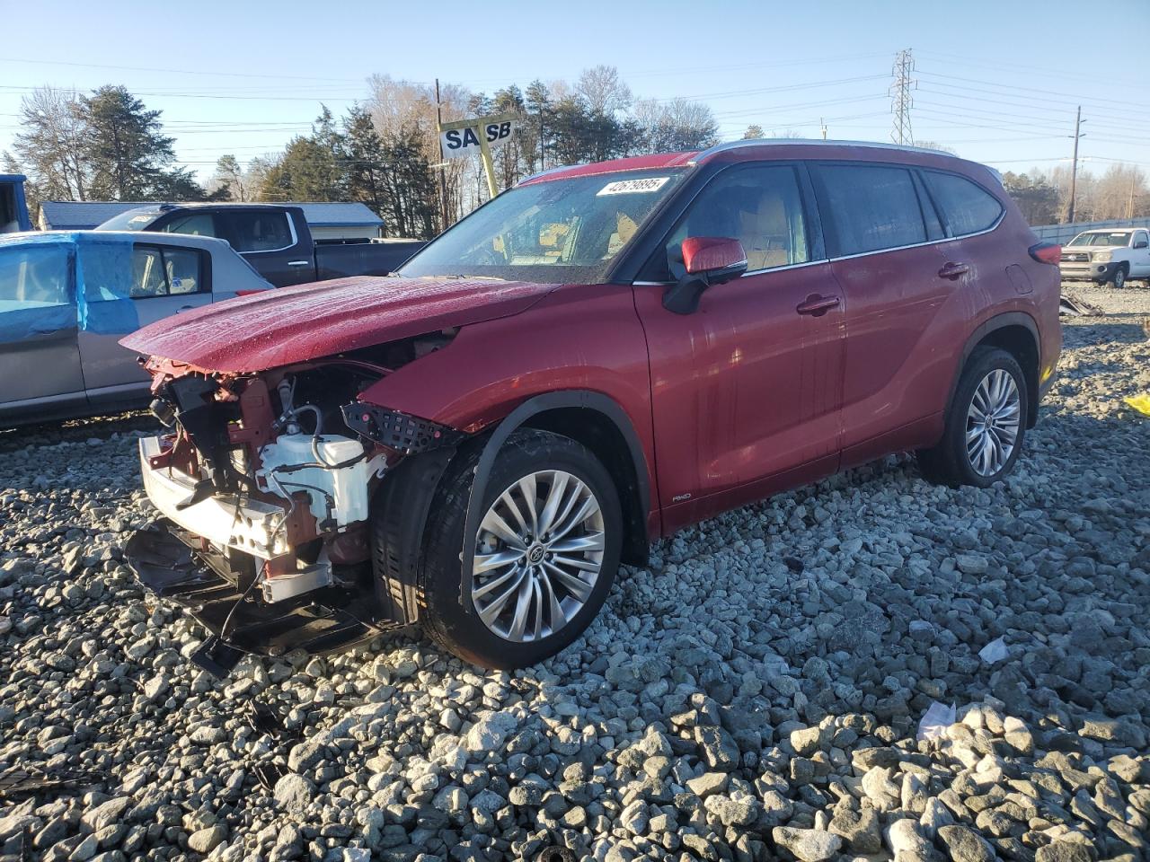 2024 Toyota Highlander - Image 1