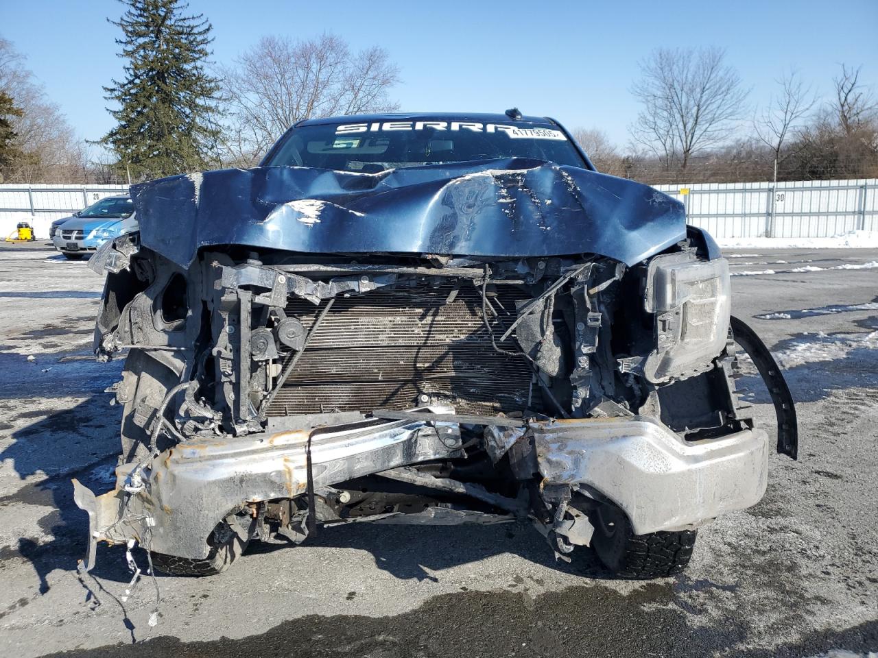 2019 GMC Sierra - Image 5