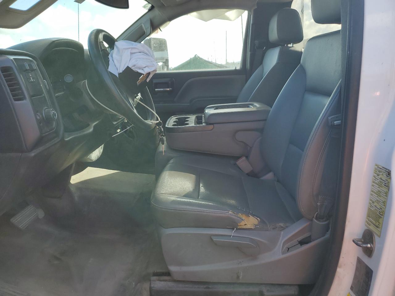 2017 Chevrolet Silverado - Image 7
