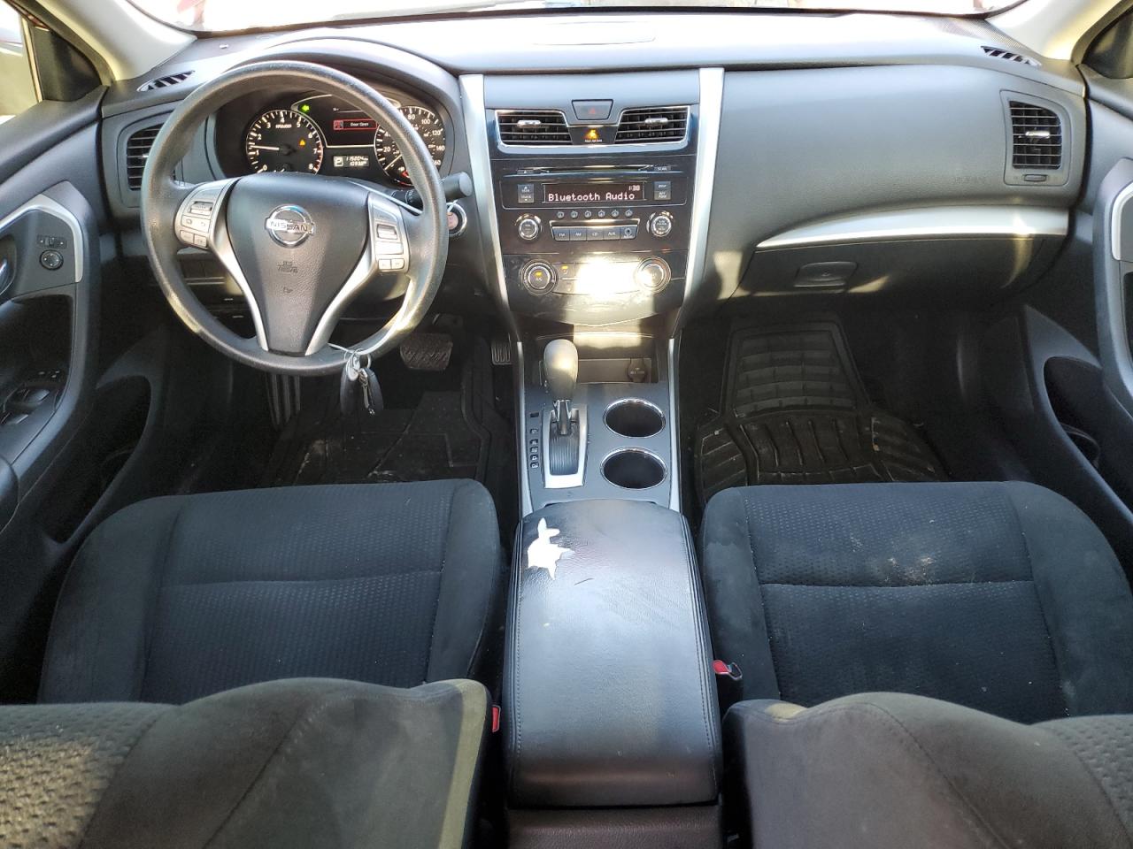 2015 Nissan Altima - Image 8