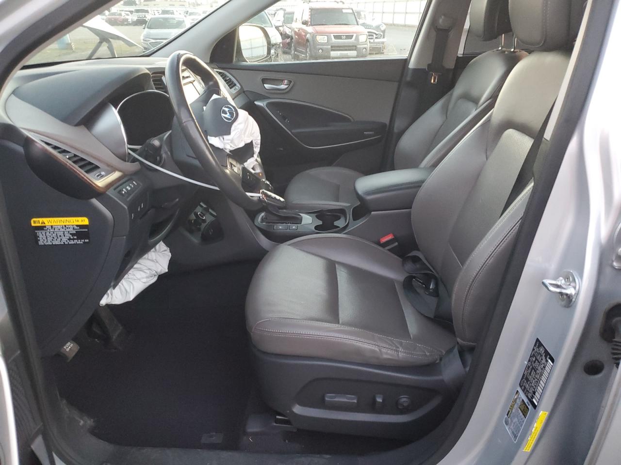 2017 Hyundai Santa Fe - Image 7