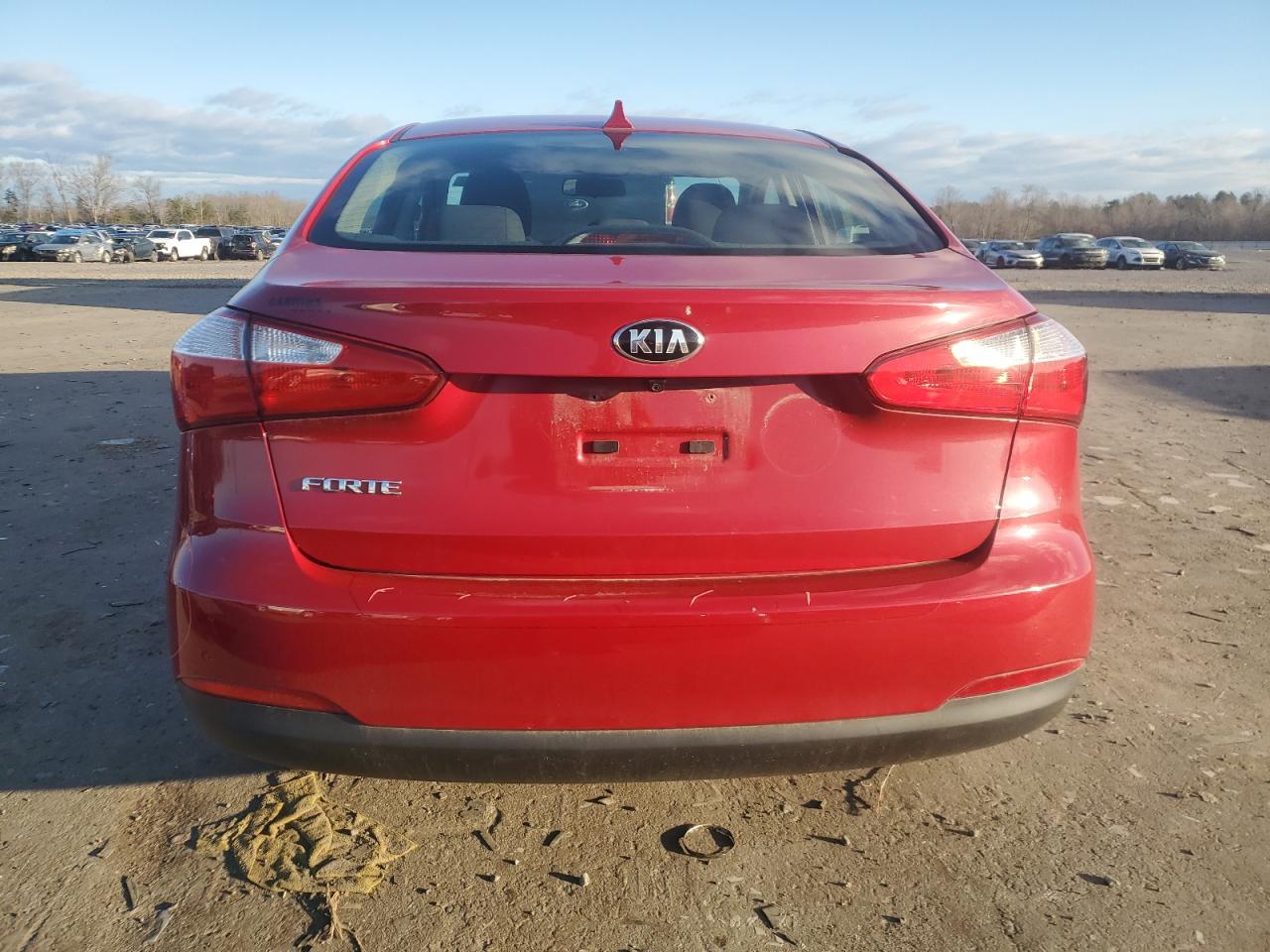 VIN KNAFX4A67F5361556 2015 KIA FORTE no.6