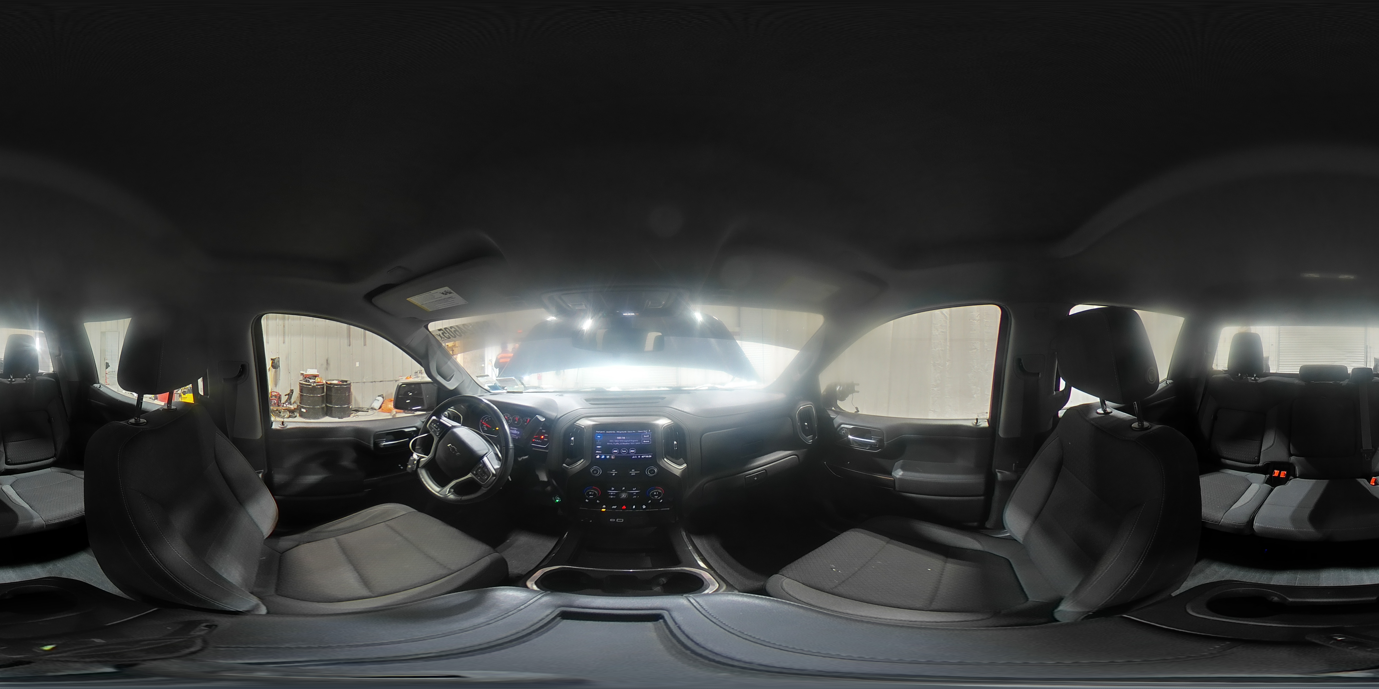 2021 Chevrolet Silverado - Image 15