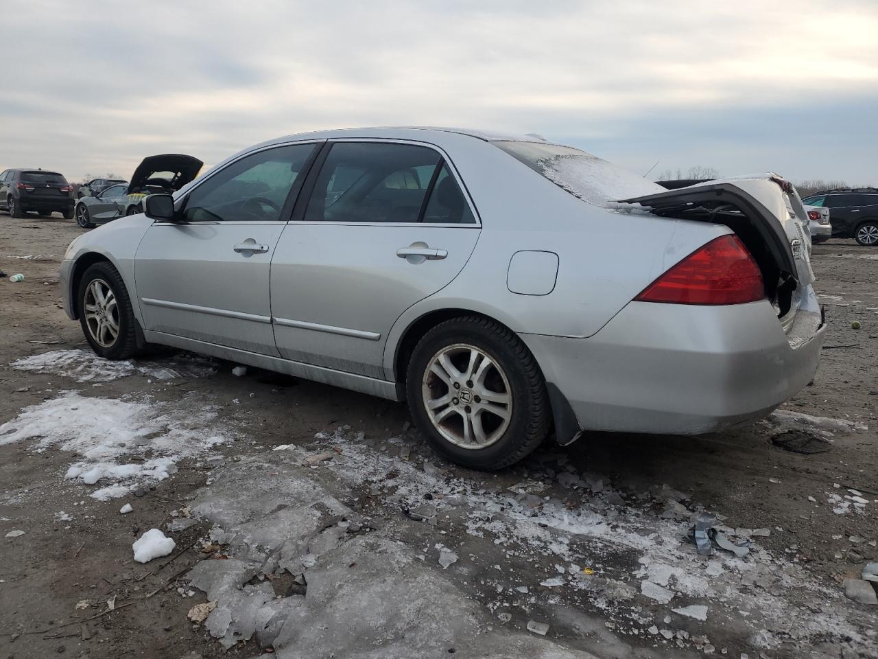 2006 Honda Accord - Image 2