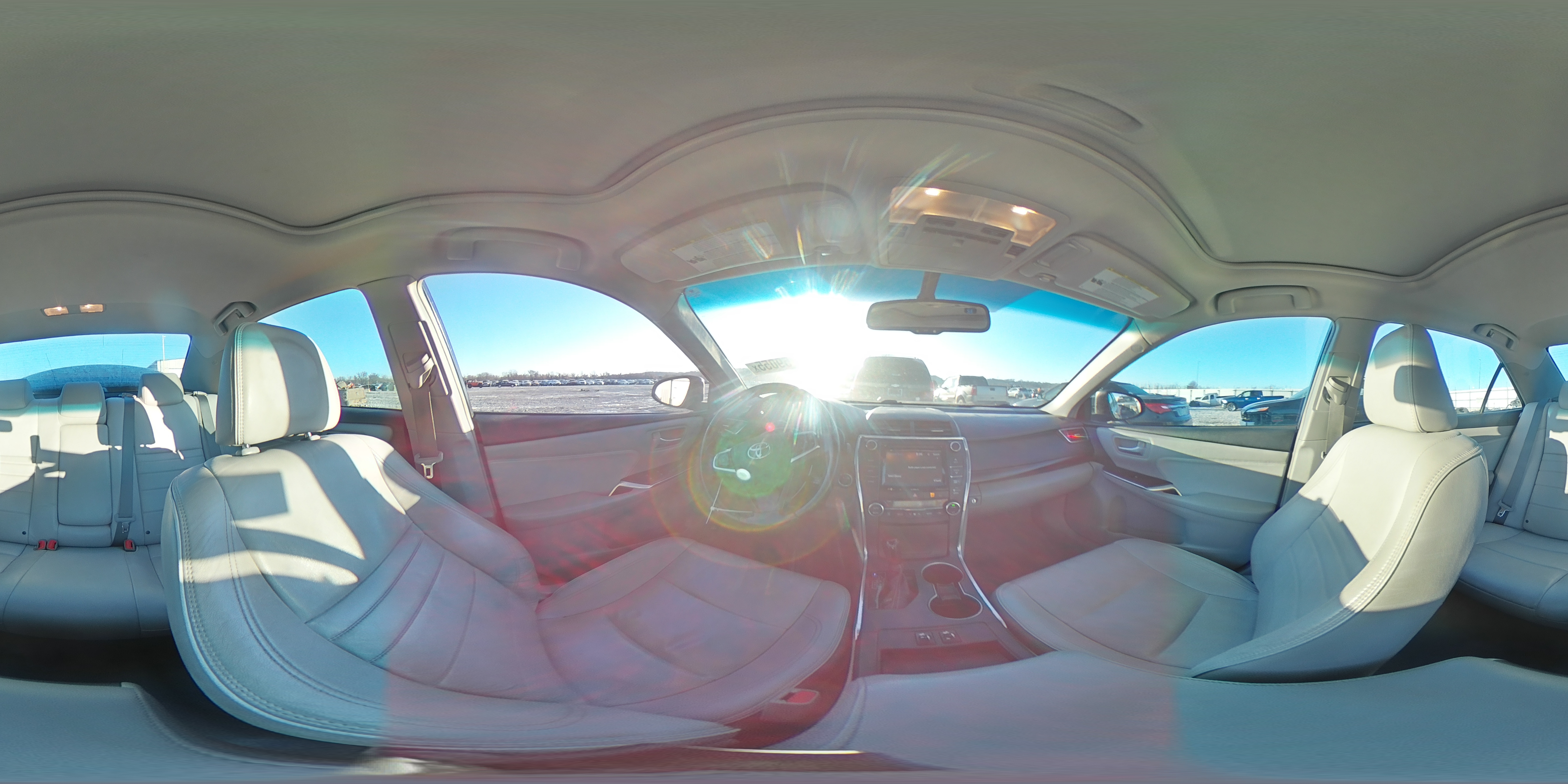 2016 Toyota Camry - Image 12