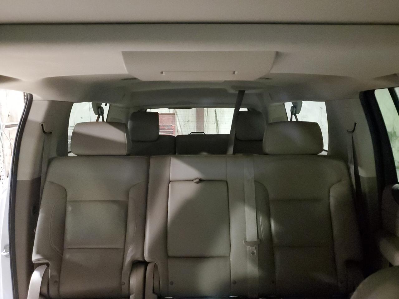 2015 GMC Yukon - Image 10