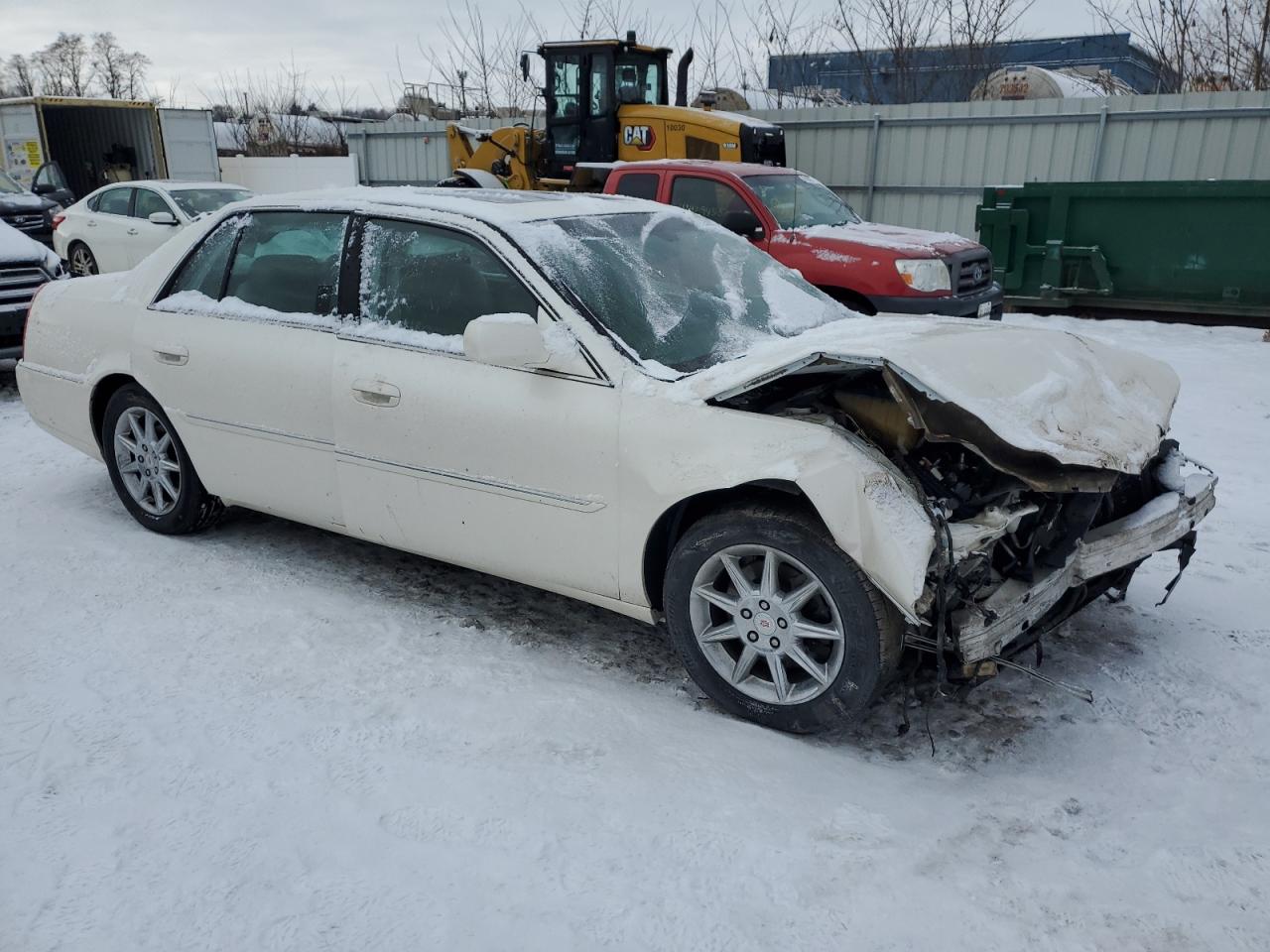 2010 Cadillac DTS - Image 4