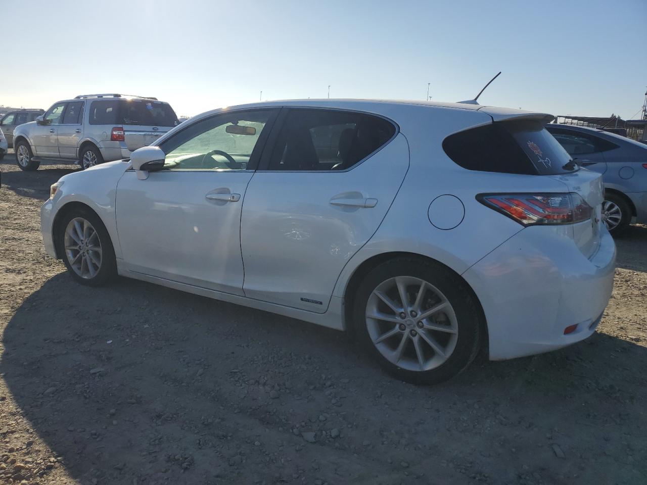 VIN JTHKD5BH1D2170843 2013 LEXUS CT 200 no.2