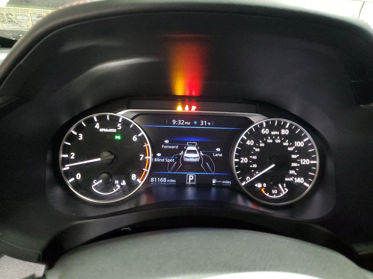 2020 Nissan Altima - Image 9