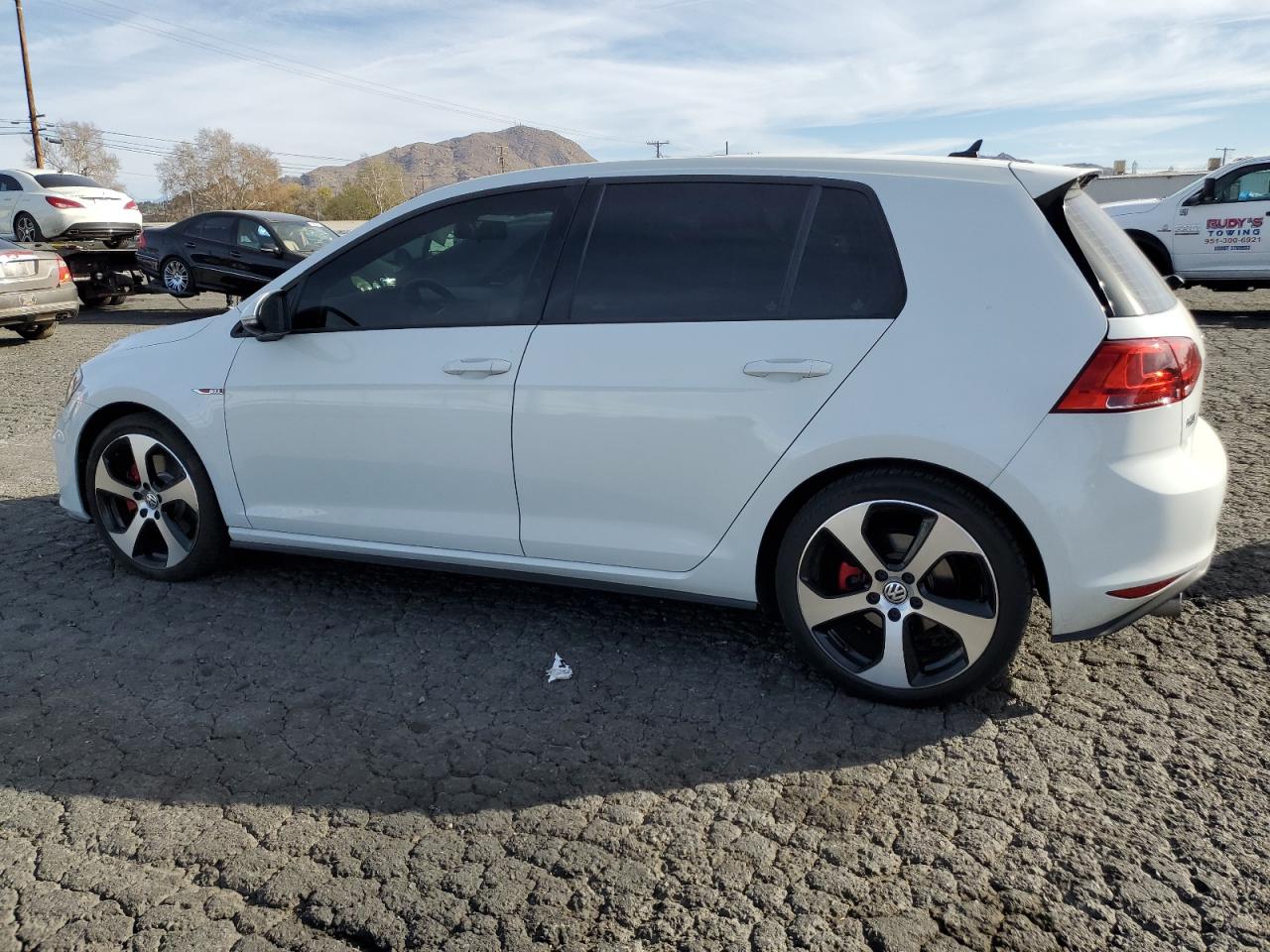 2015 Volkswagen GTI - Image 2