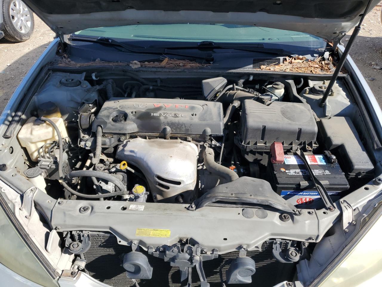 2005 Toyota Camry - Image 11