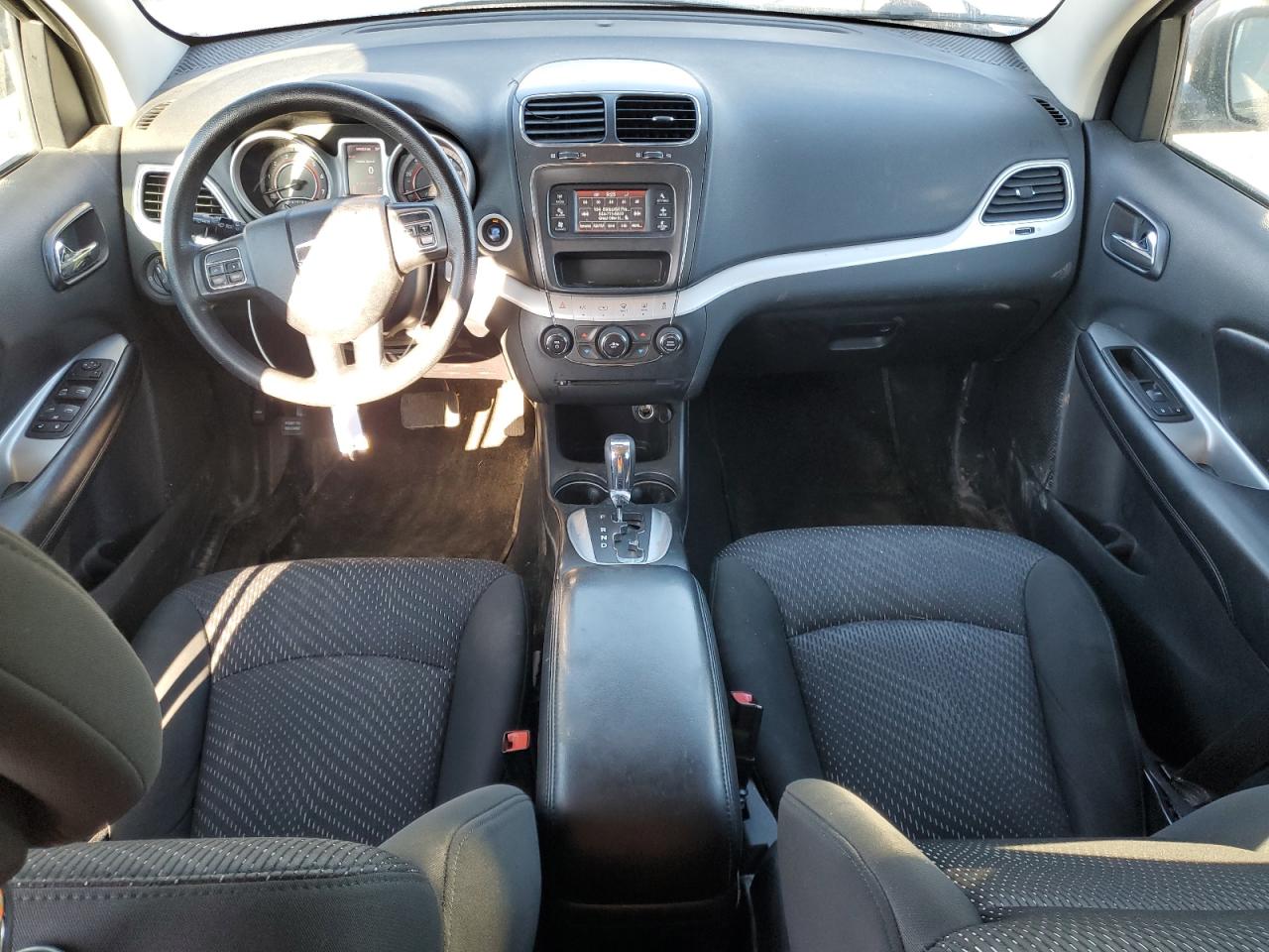 2011 Dodge Journey - Image 8