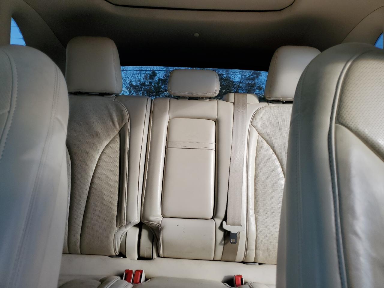 2015 Lincoln MKZ - Image 10