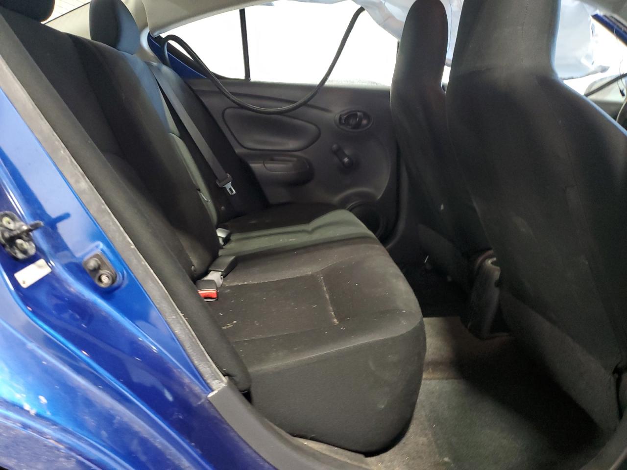 2012 Nissan Versa - Image 10
