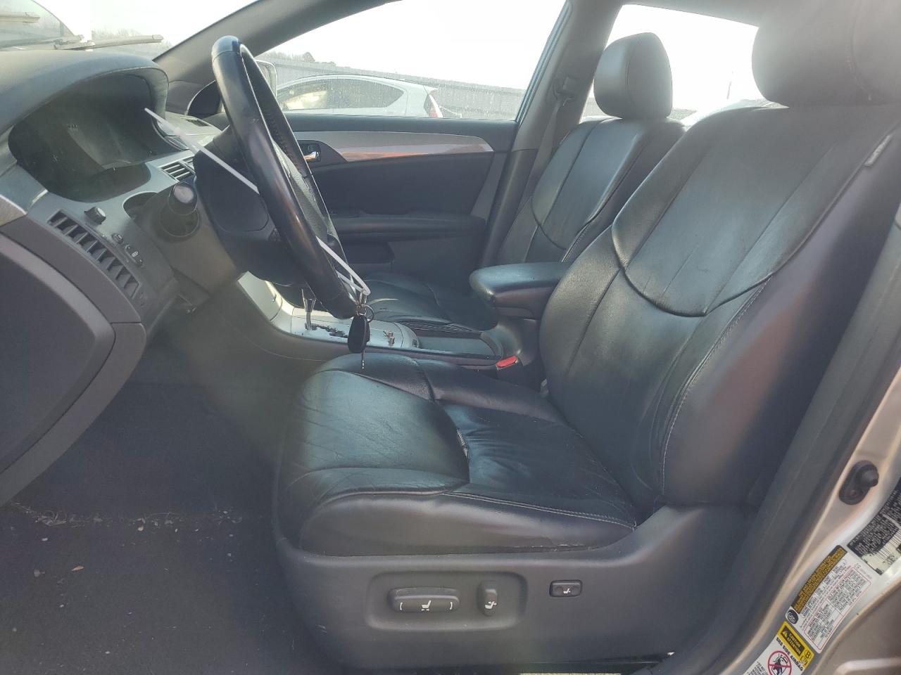 2006 Toyota Avalon - Image 7