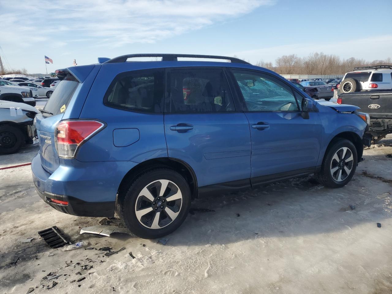2017 Subaru Forester - Image 3