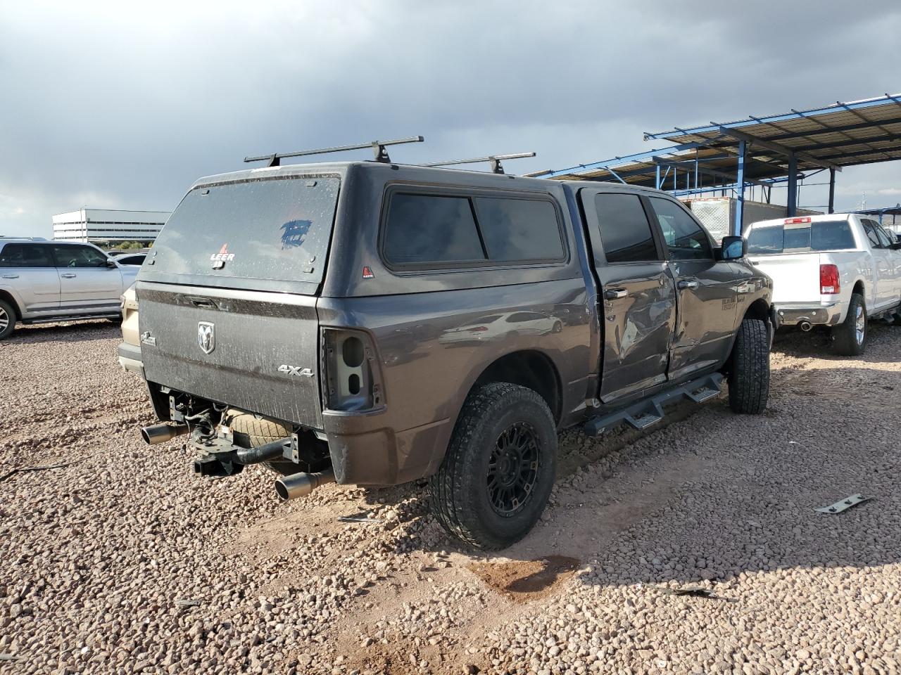 2015 RAM 1500 - Image 3