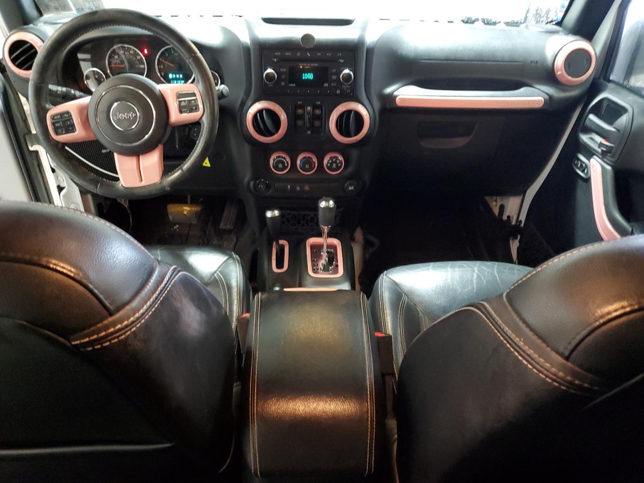 2015 Jeep Wrangler - Image 8