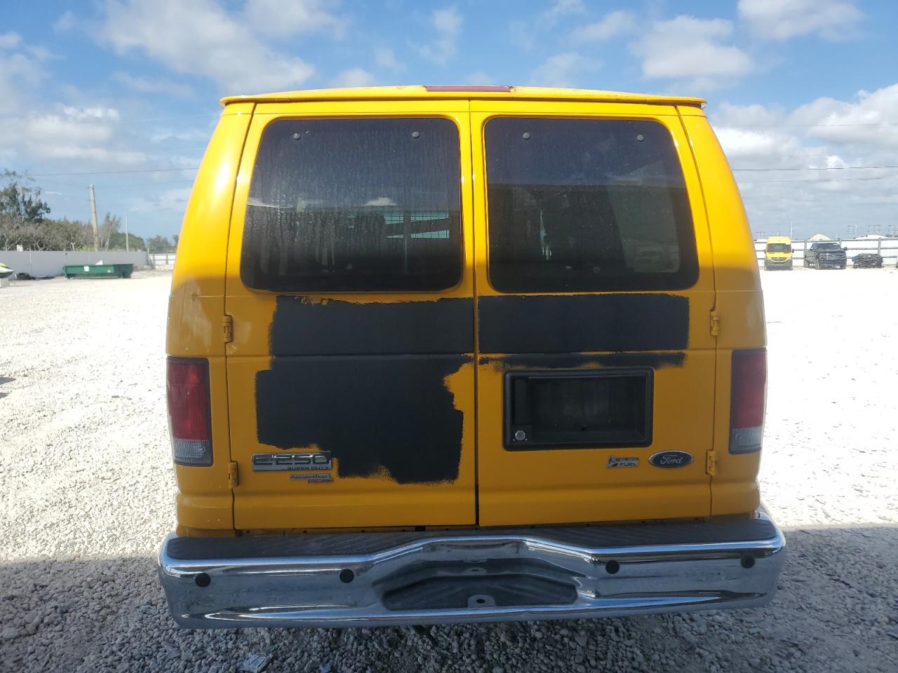 2012 Ford Econoline - Image 6