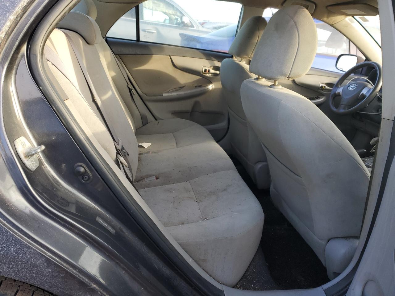 2010 Toyota Corolla - Image 10