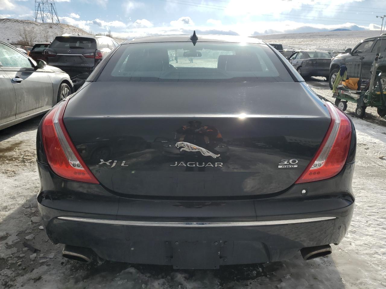 2015 Jaguar XJ - Image 6