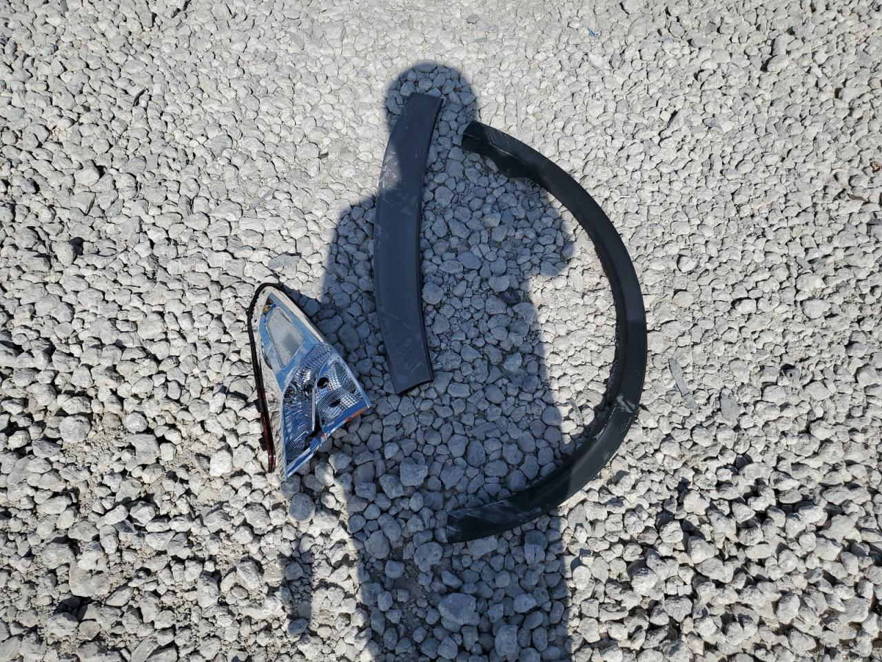 2018 Toyota C-HR - Image 12