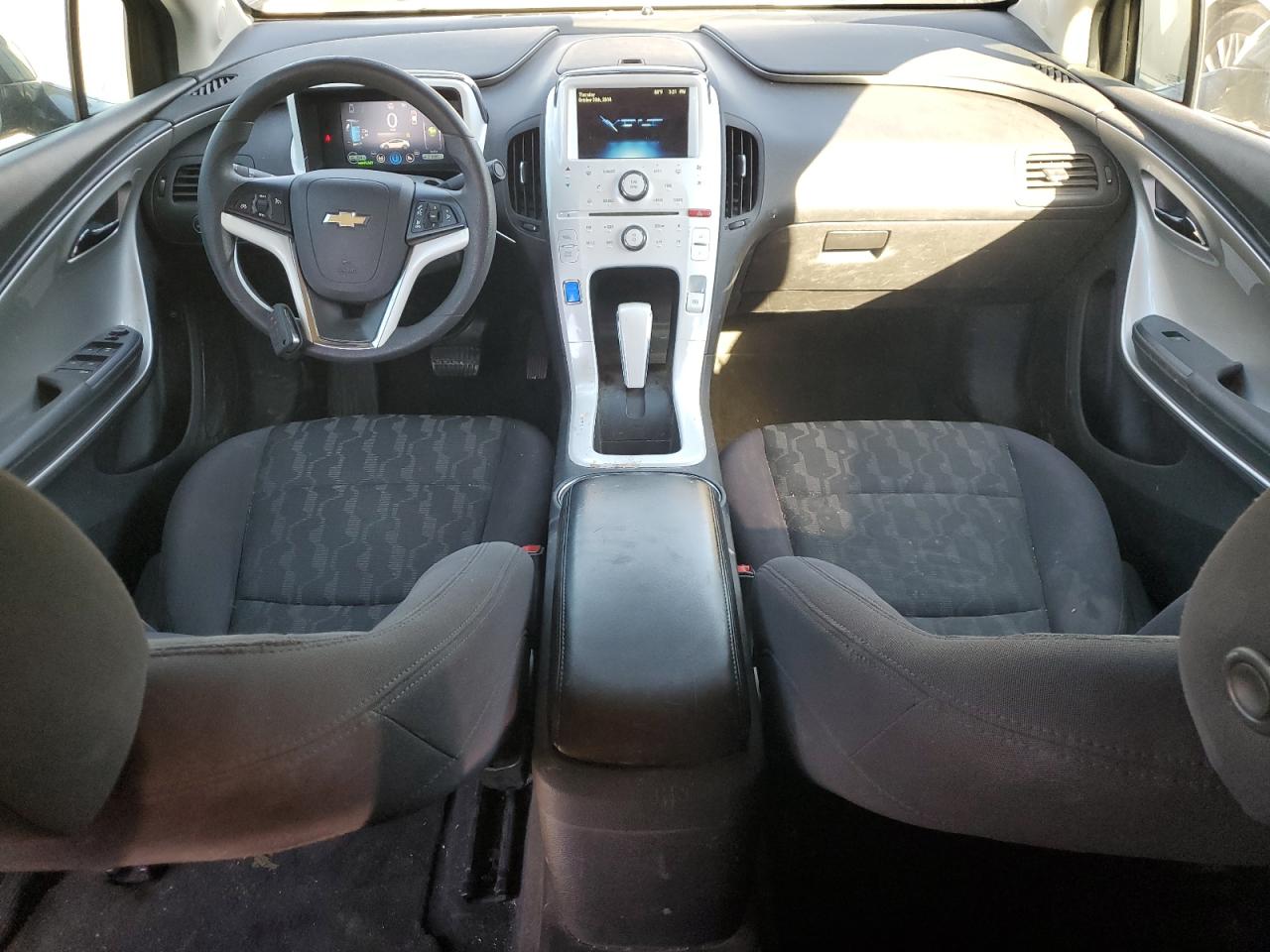 2013 Chevrolet Volt - Image 8