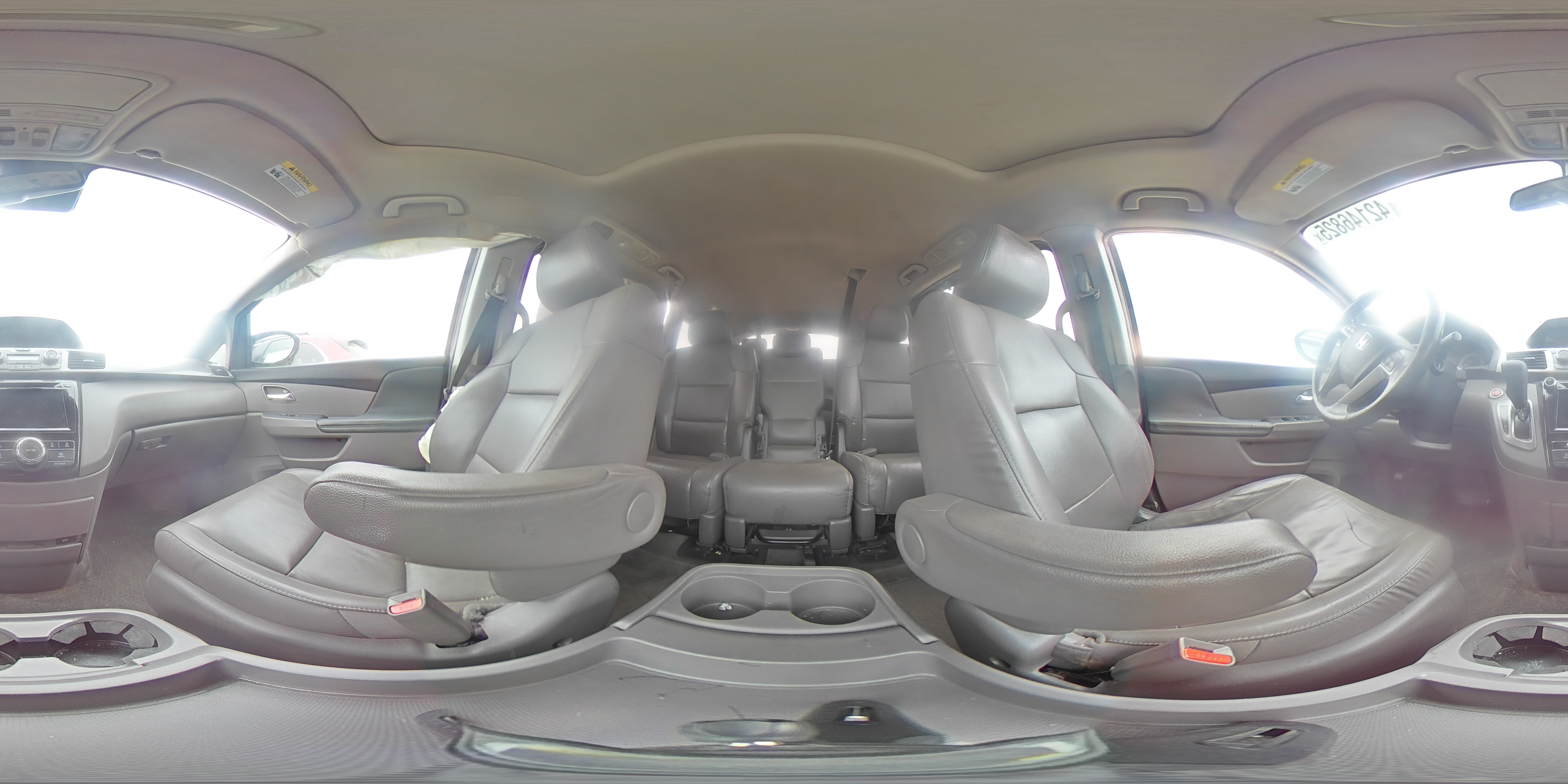 2015 Honda Odyssey - Image 13